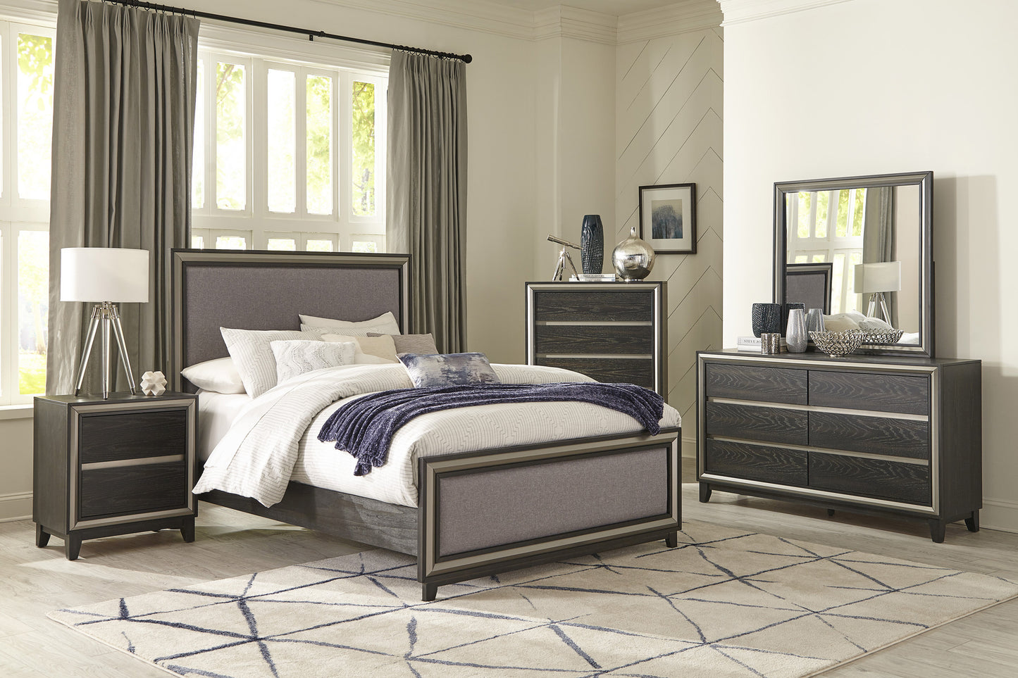 Homelegance Dresser Grant Ebony Finish with Silver Accents 1536-5
