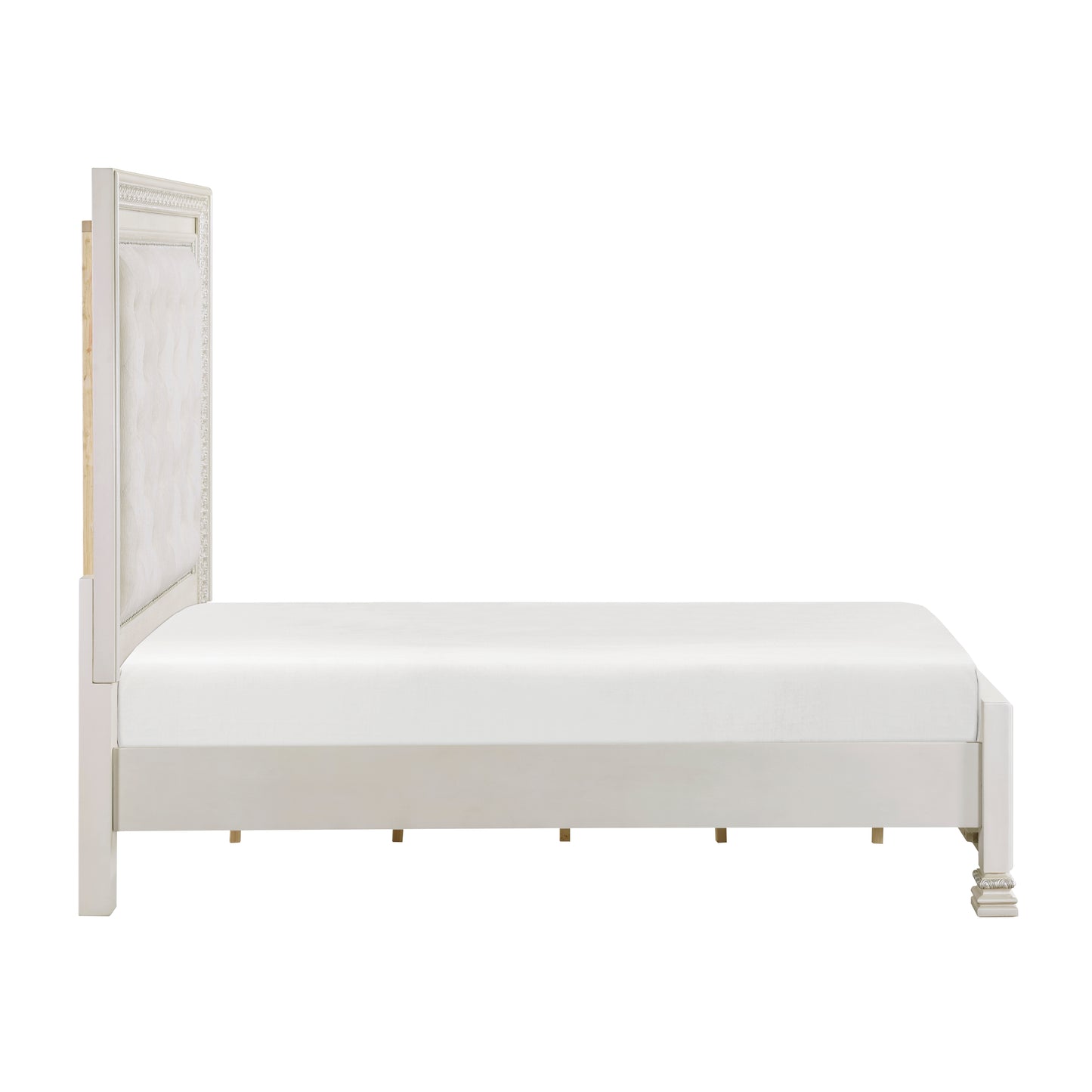 Homelegance Queen Bed in 1596-1 Finish for Elegant Comfort and Style