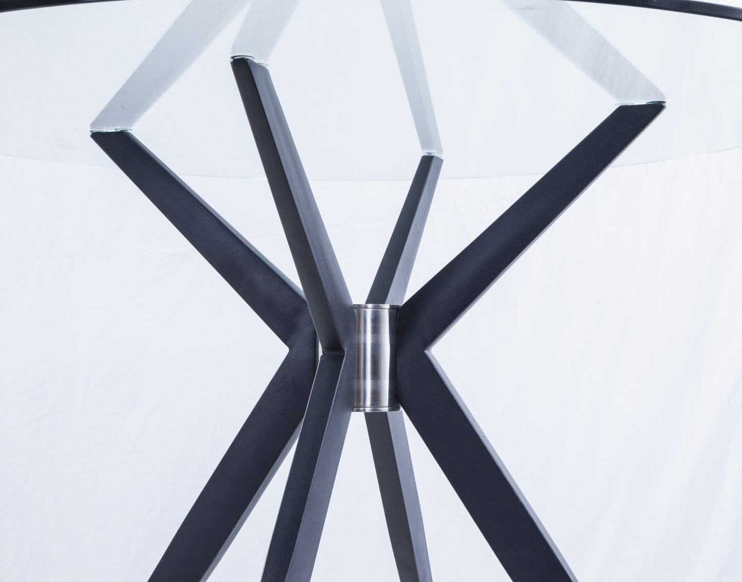 Modrest Dallas Modern Black Dining Table