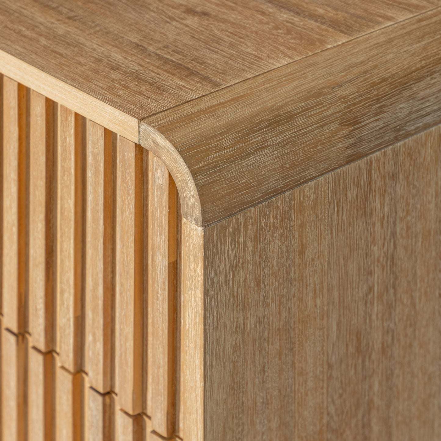 Modrest Mikala Modern Natural Oak Chest