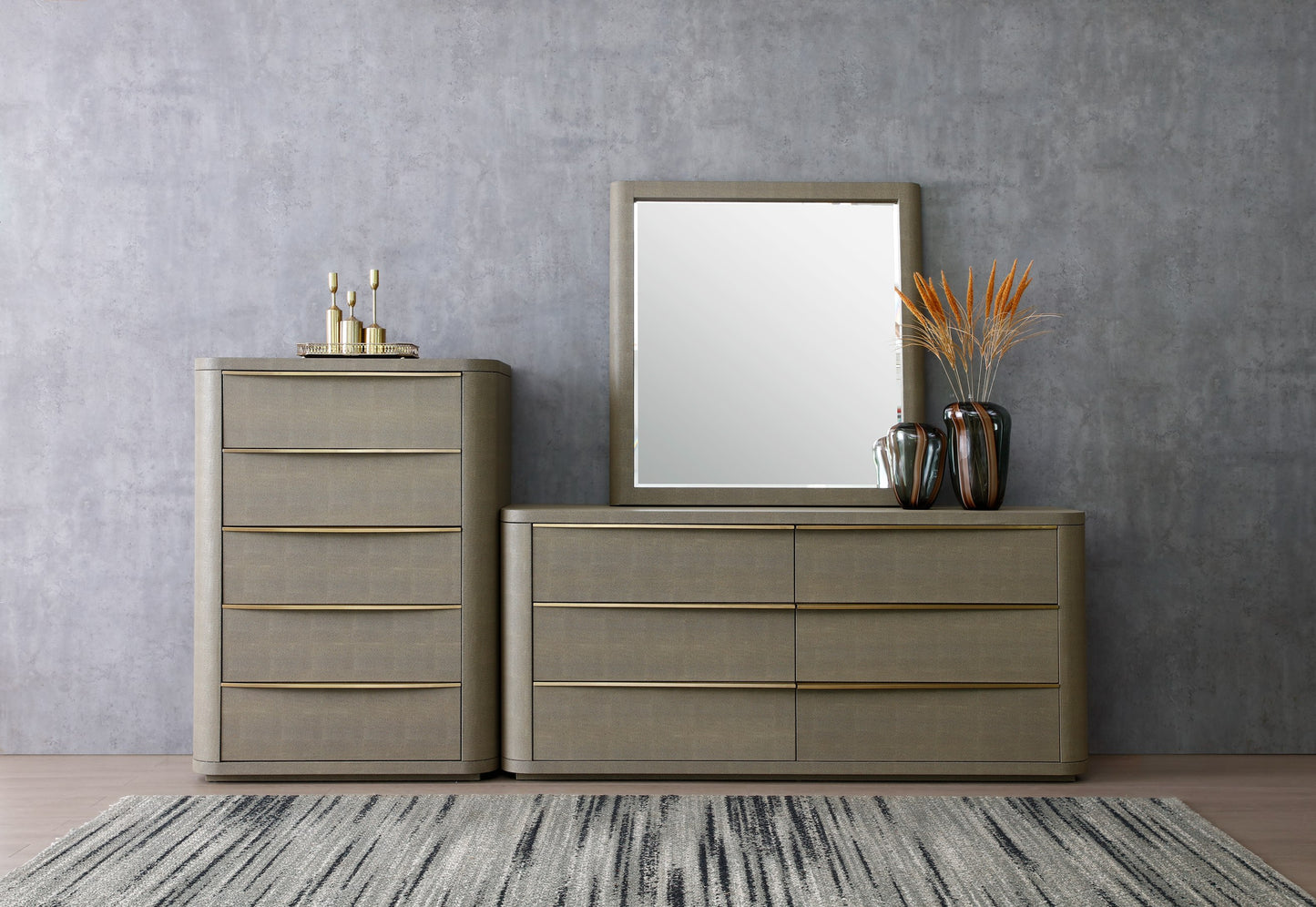Modrest Lois Modern Beige Shagreen Brass Chest