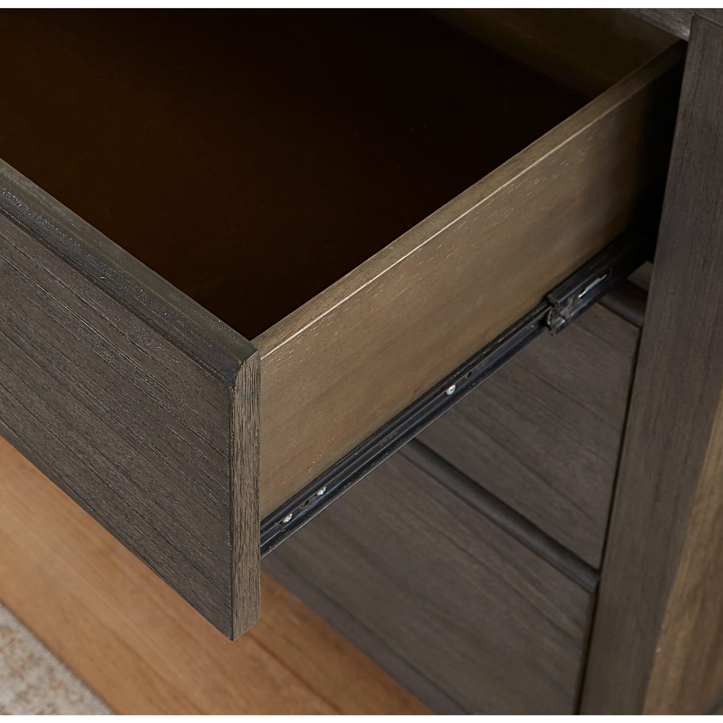 Modus Modus Modus Nevis Five Drawer Chest in Sharkskin