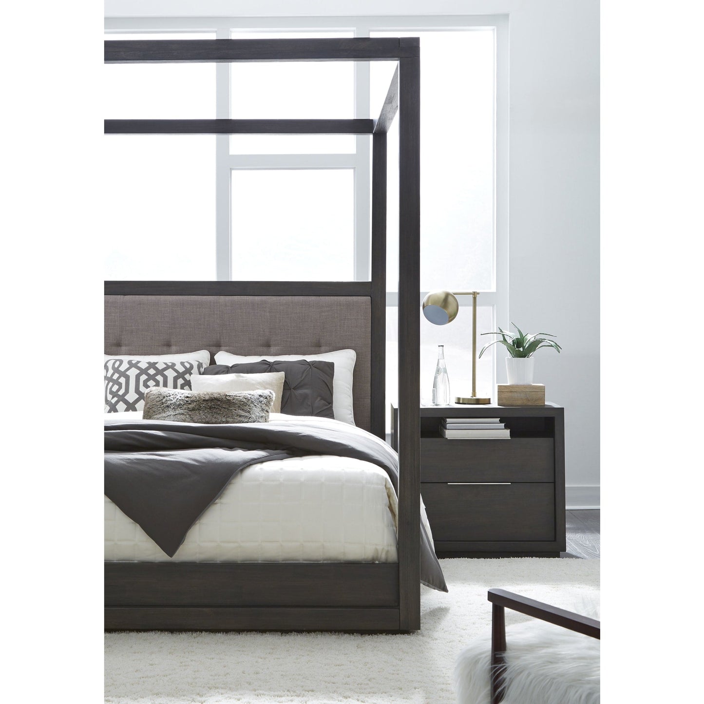 Modus Oxford Upholstered Canopy Bed in Dolphin