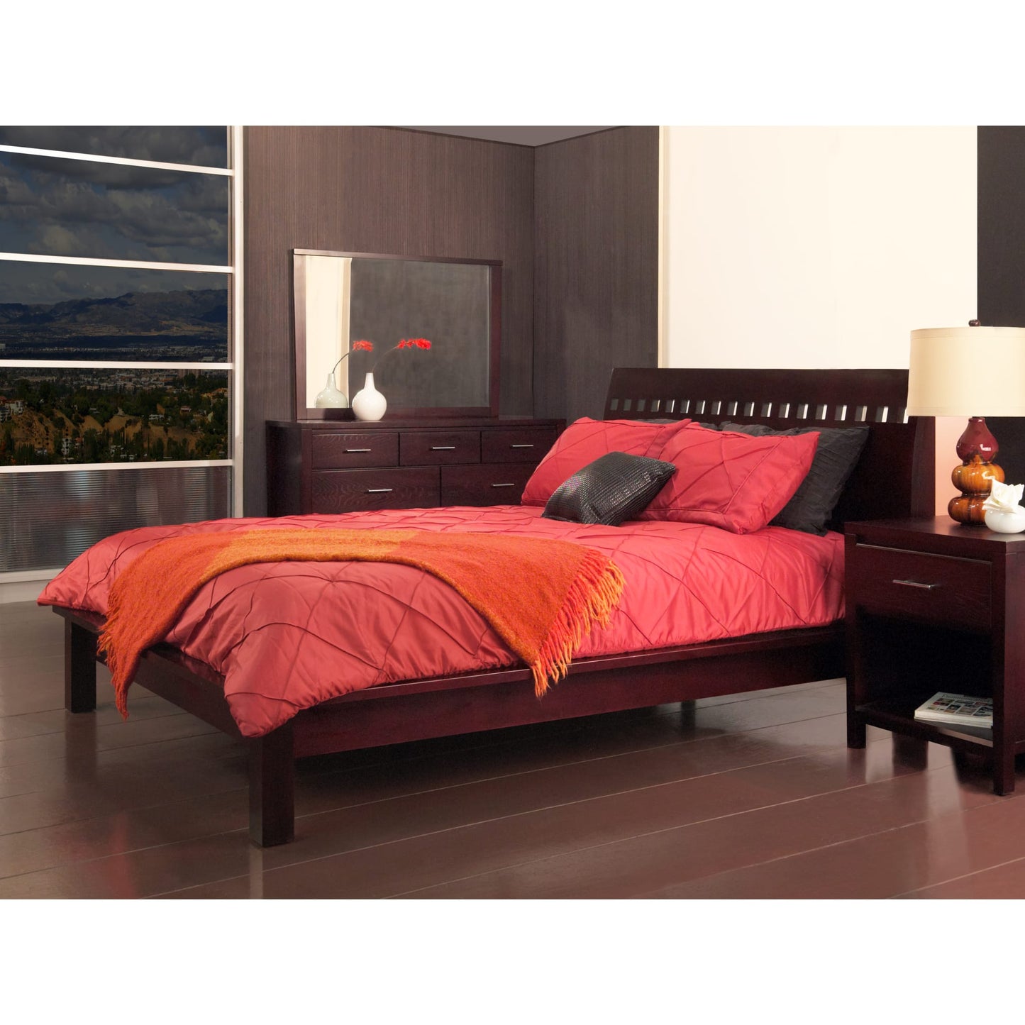 Modus Veneto Wood Platform Bed in Espresso