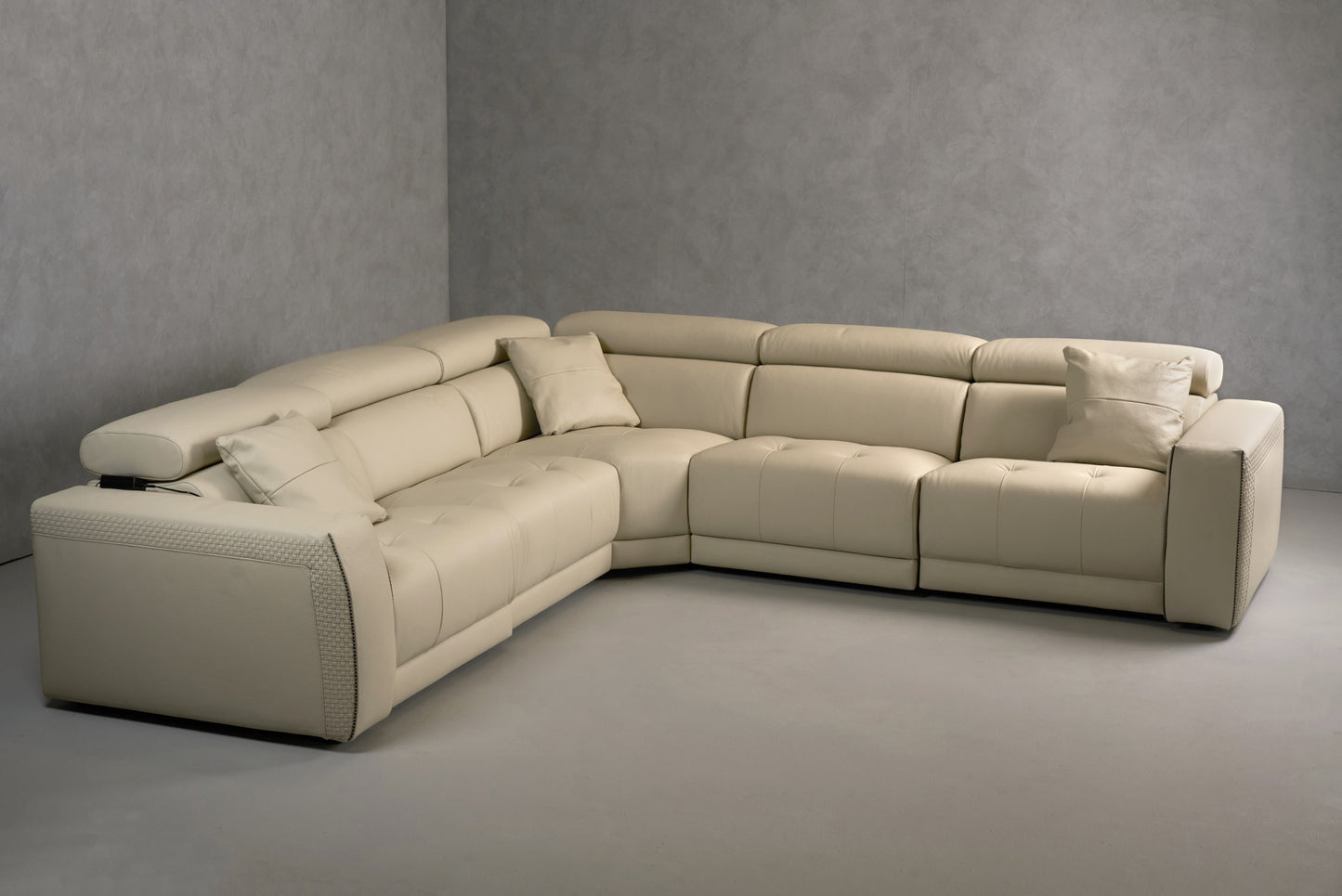Lamod Italia Dalton Modern Italian Cream Leather Sectional Recliners