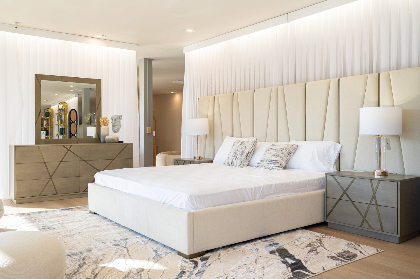 Modrest Nixa Modern Beige Velvet Brushed Bronze Queen Bed