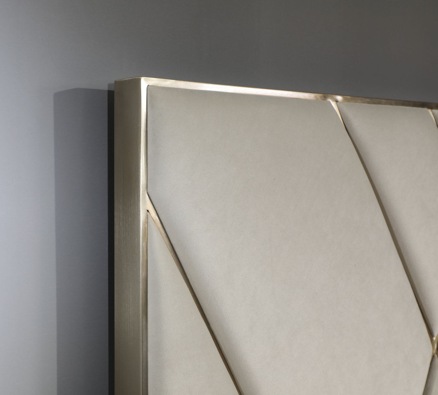 Modrest Eldora Glam Beige Velvet and Brushed Brass Bed