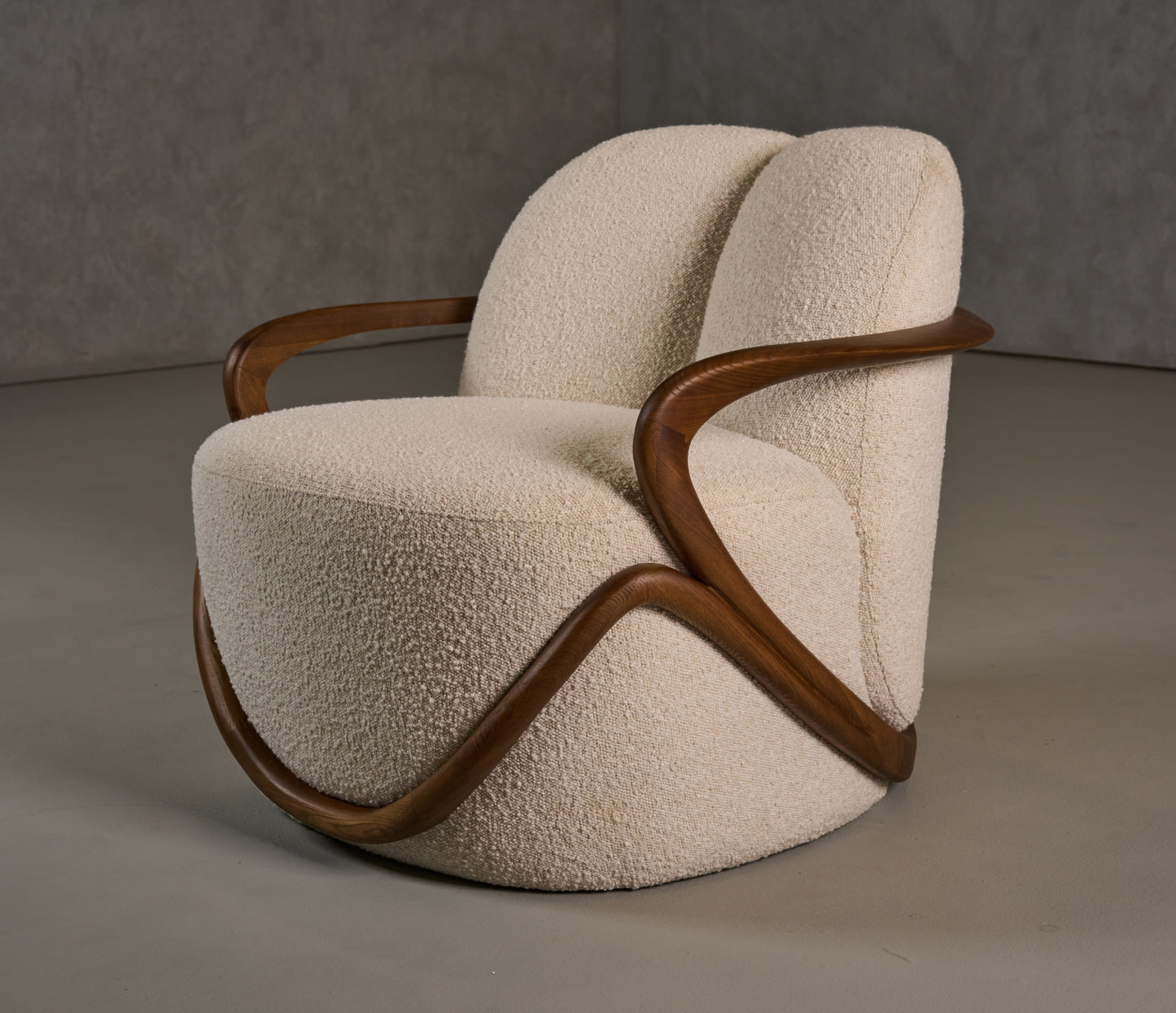 Modrest Fortuna Mid-Century Modern Off-White Fabric Walnut Accent Chair