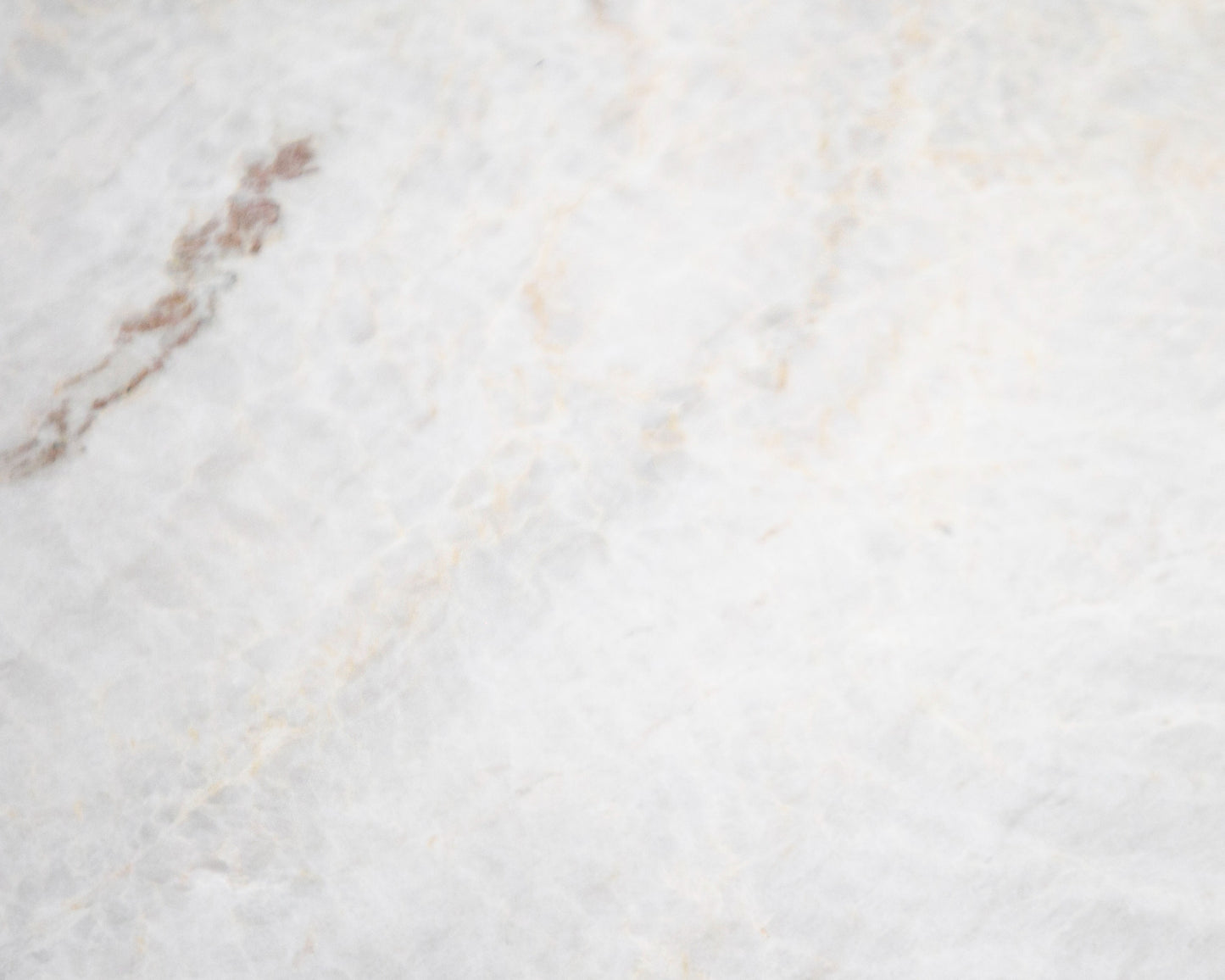 Modrest Gabbro Low Glam White Marble and Gold Coffee Table