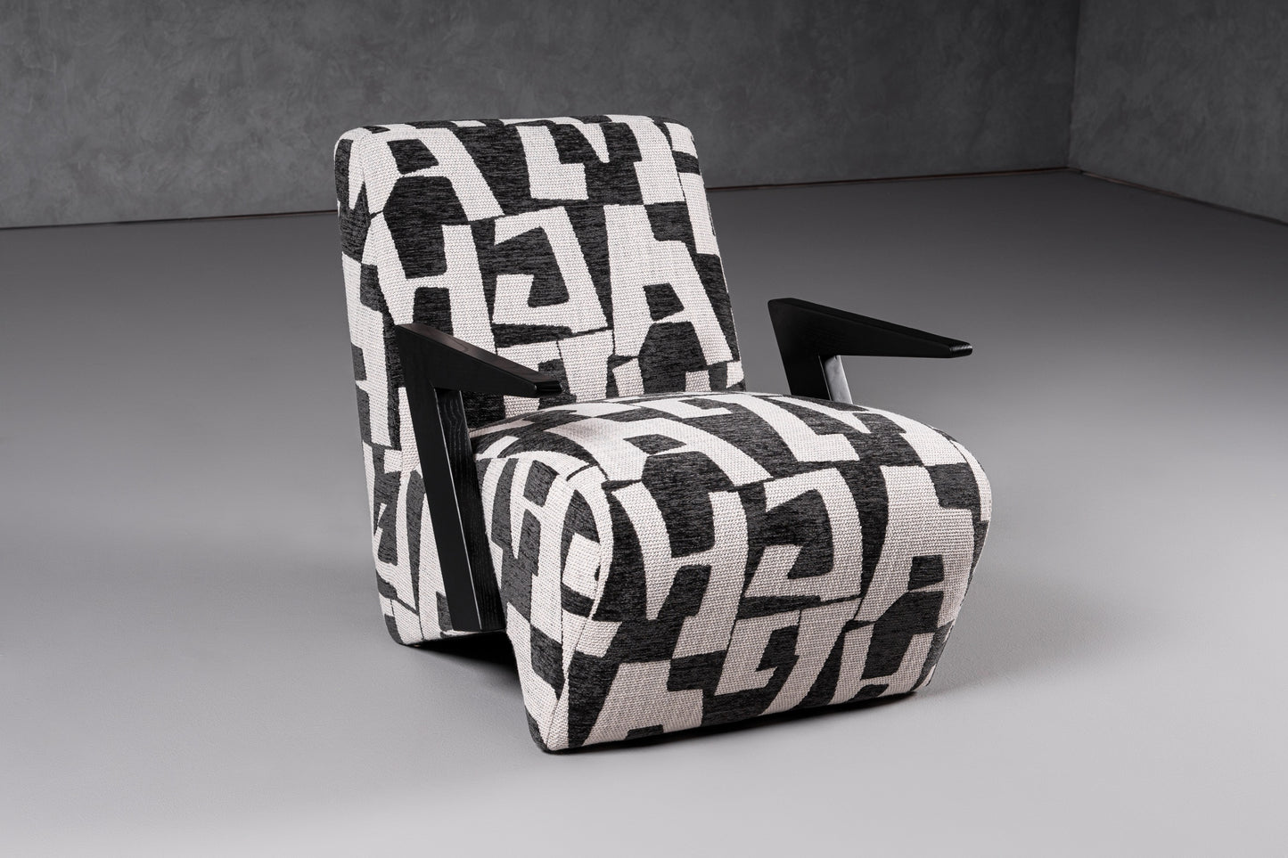 Modrest Leana Modern Black and White Fabric Accent Chair