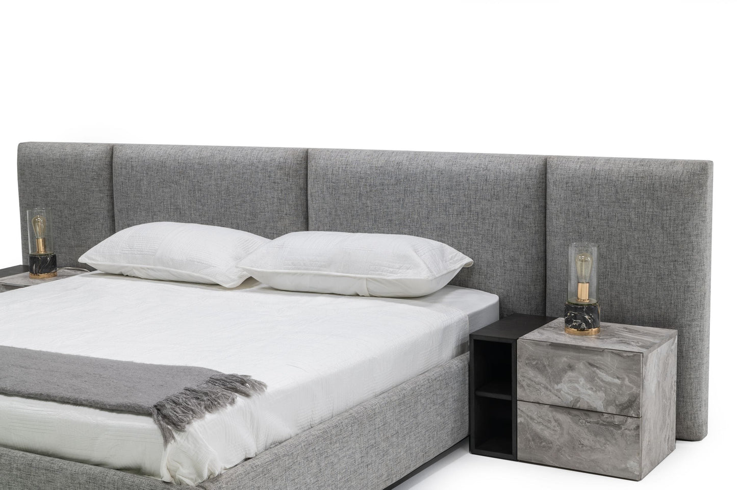 East King Nova Domus Maranello Modern Grey Fabric Bed w/ Two Nightstands