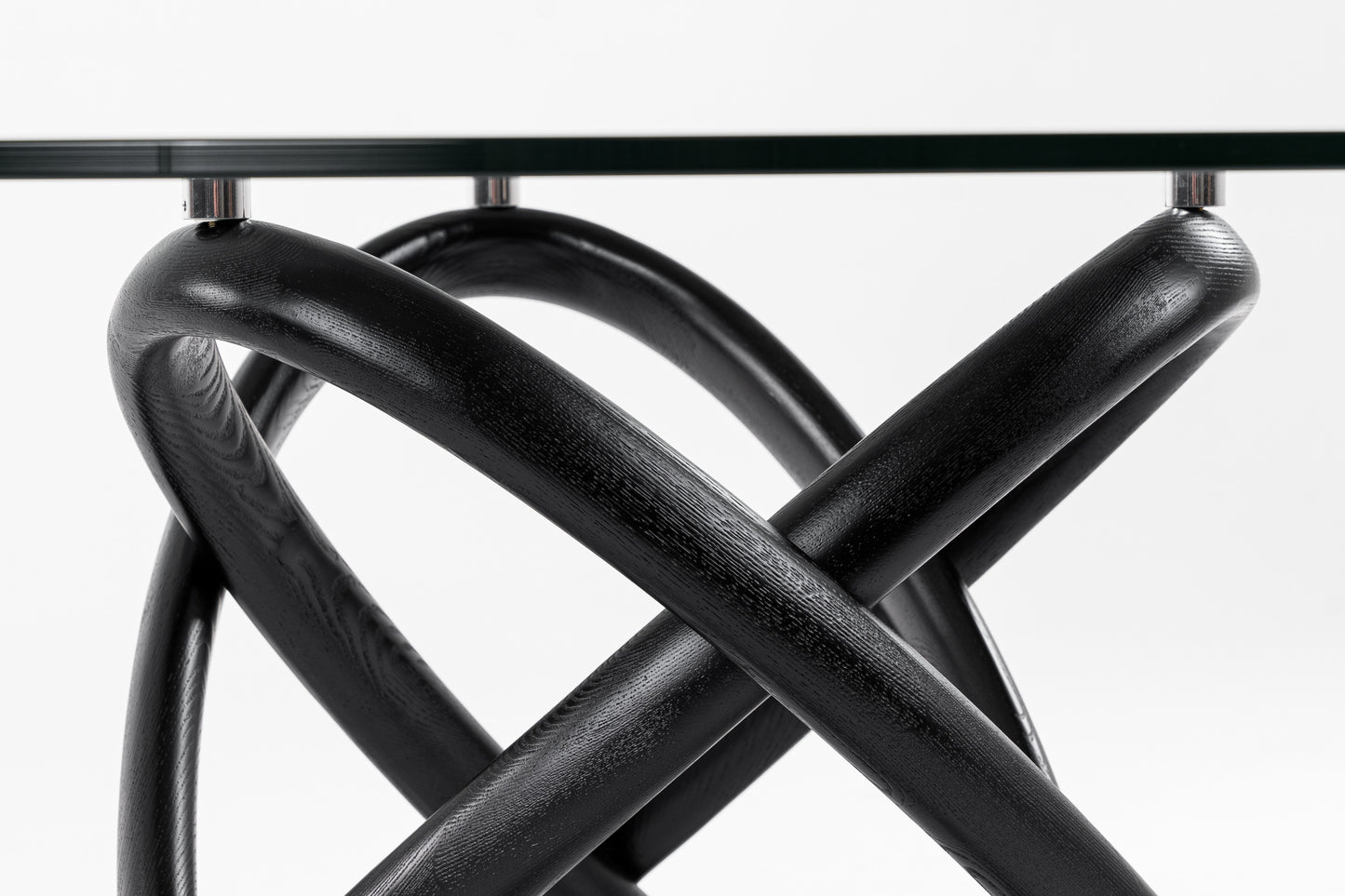 Modrest Mason Round Glass and Black Ash Dining Table