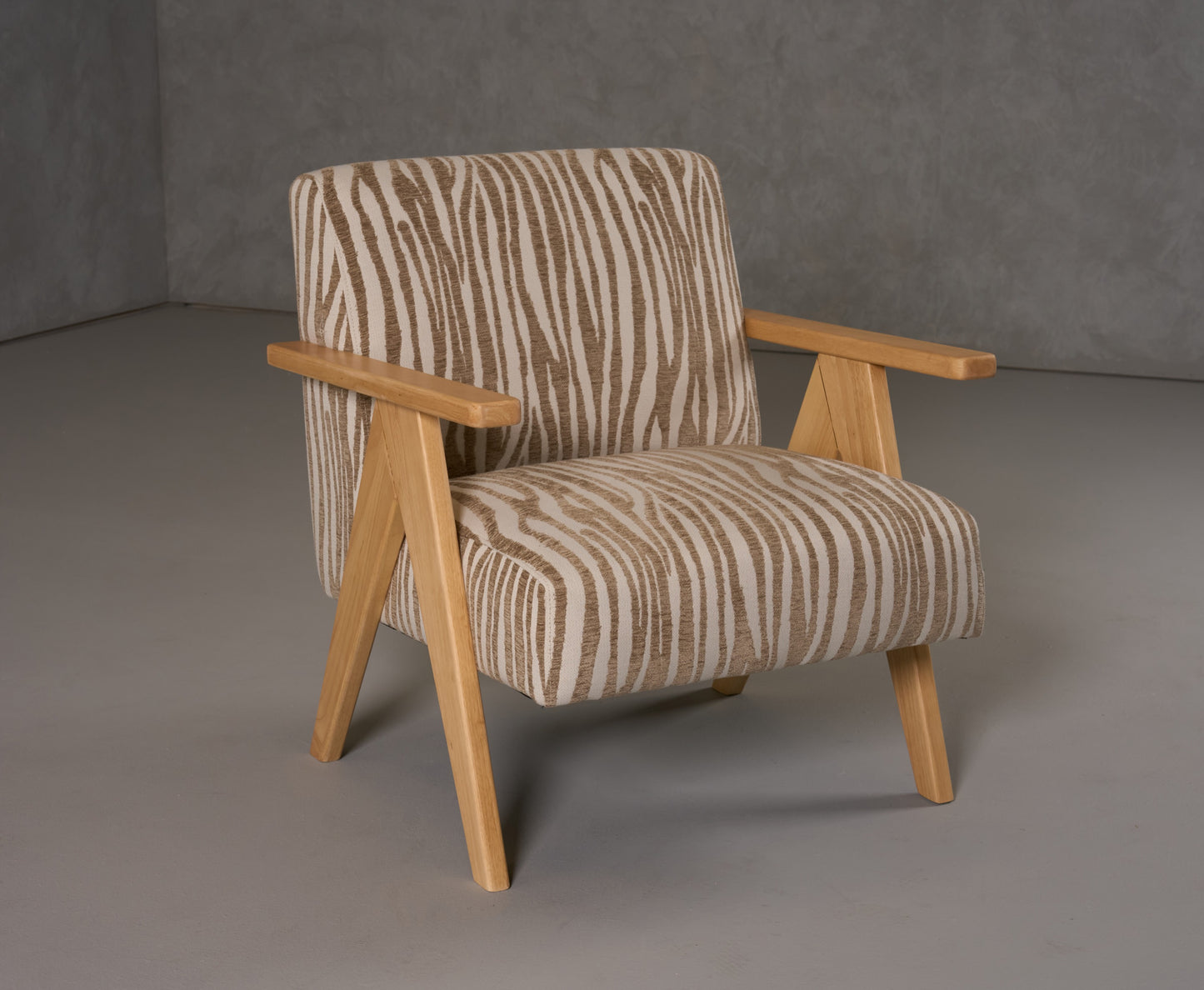 Modrest Oakhurst Modern Beige Pattern Wood Accent Chair