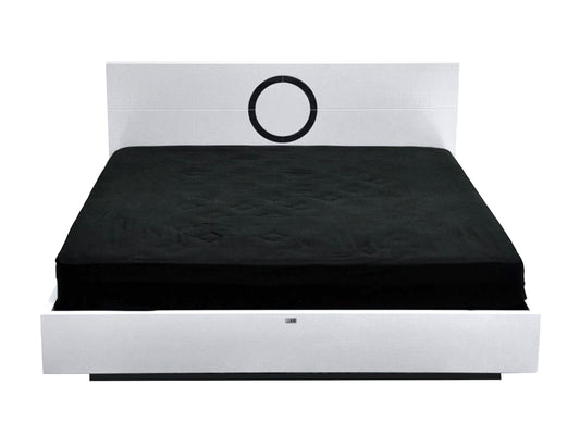 Ovidius Modern White Crocodile Lacquer Queen Bed
