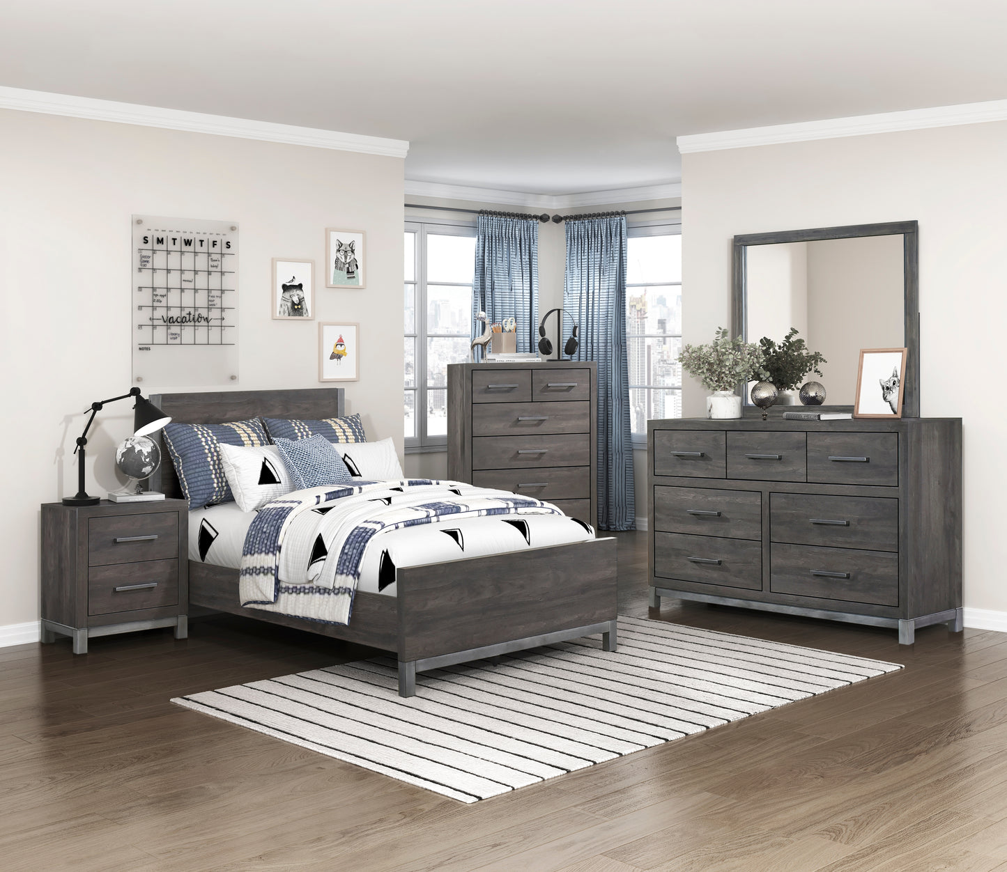 Homelegance Chest in Exquisite Finish for Timeless Elegance 1577DG-9