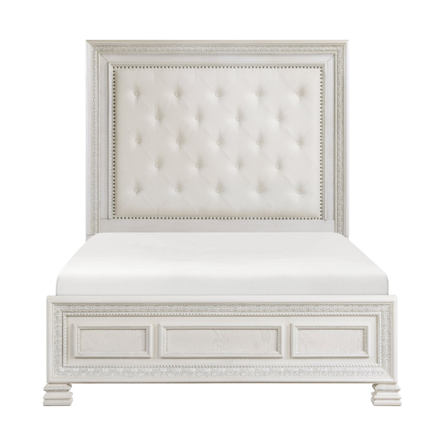 Homelegance Queen Bed in 1596-1 Finish for Elegant Comfort and Style