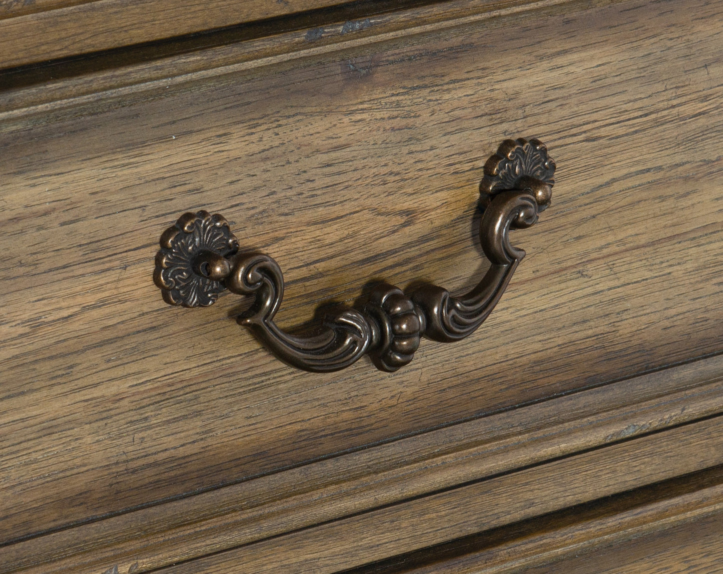 Homelegance Chest Rachelle Weathered Pecan Finish 1693-9