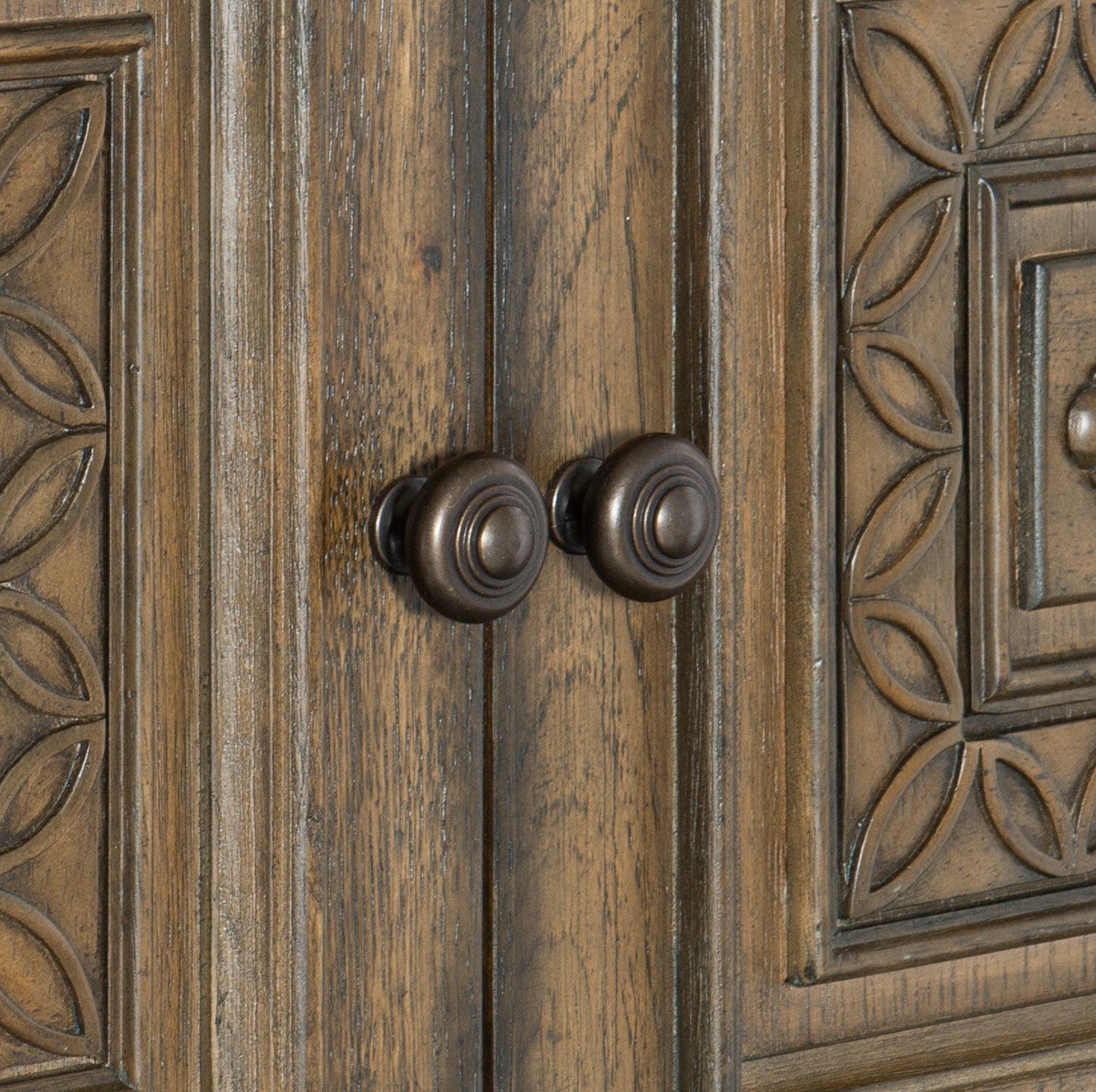 Homelegance Chest Rachelle Weathered Pecan Finish 1693-9