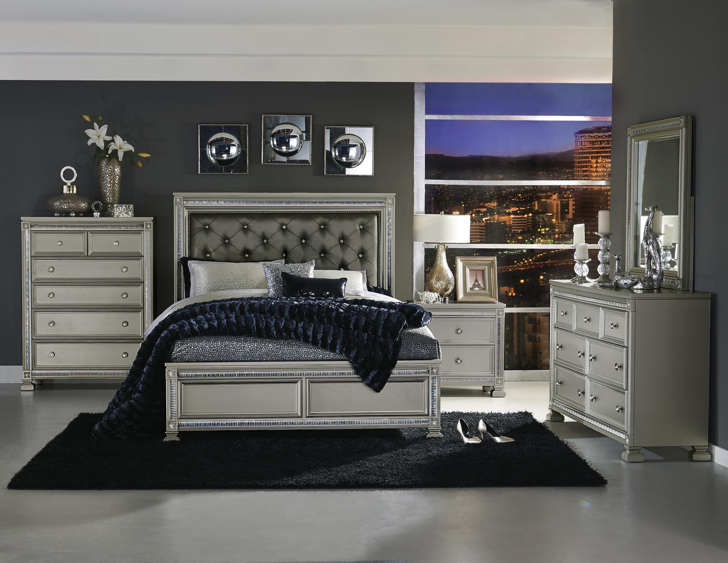 Homelegance Queen Bed Bevelle Silver Finish with Dark Gray Upholstery 1958-1