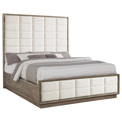 Durango 77-inch California King Panel Bed Washed Oak