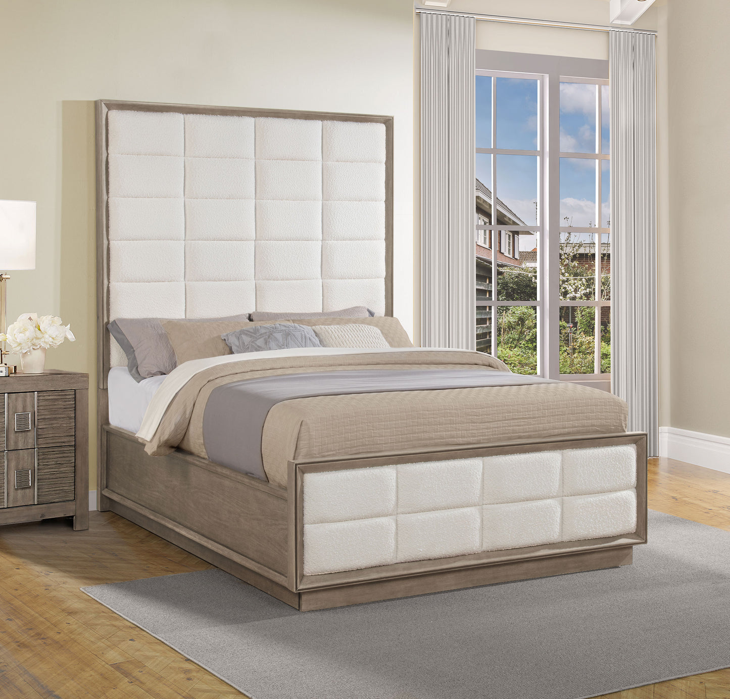 Durango 77-inch Queen Panel Bed Washed Oak