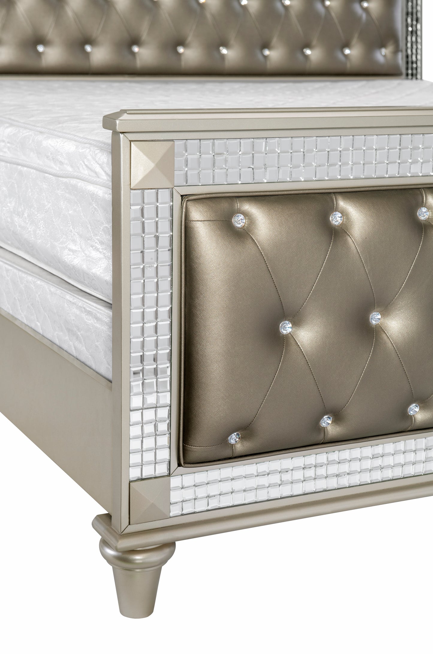 Homelegance Queen Bed Silver Juliette Elegant Design with Tufted Headboard 5844-1