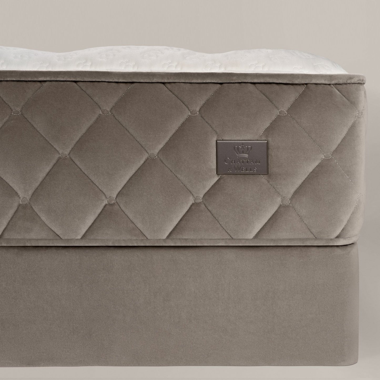 Chattam & Wells Miramare Twin XL Firm Mattress for Ultimate Comfort and Support