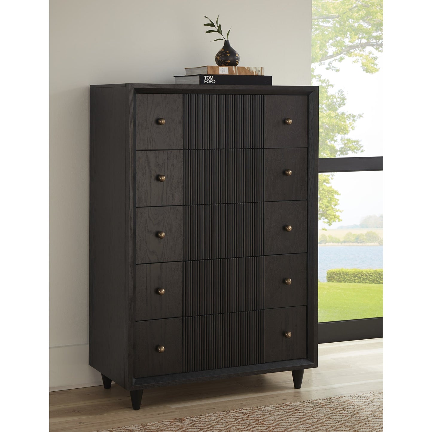 Modus Modus Modus Avedon Five Drawer Oak Wood Chest in Smokey Topaz