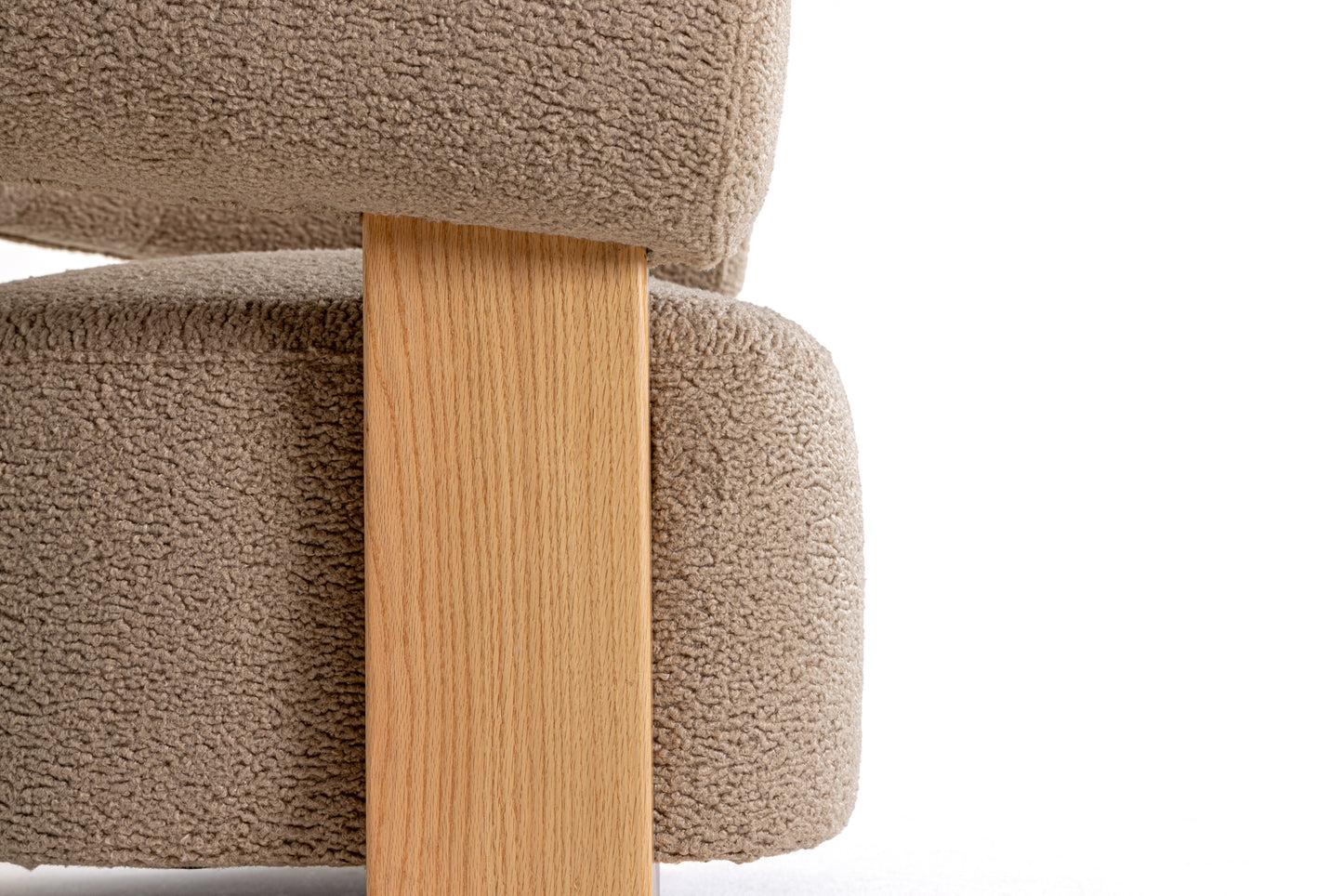 Modrest Alamo Modern Beige Faux Sheepskin Oak Accent Chair