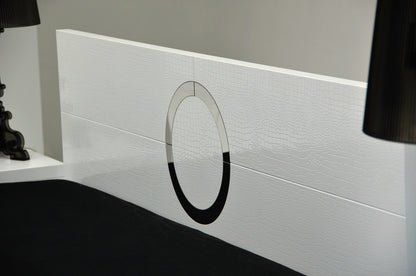 Ovidius Modern White Crocodile Lacquer Bed