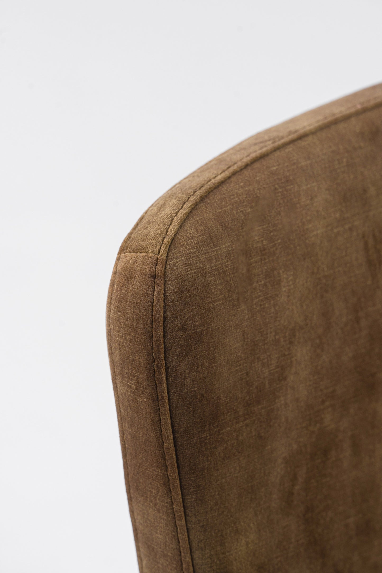Modrest Ditka Modern Camel Velvet Dining Chair