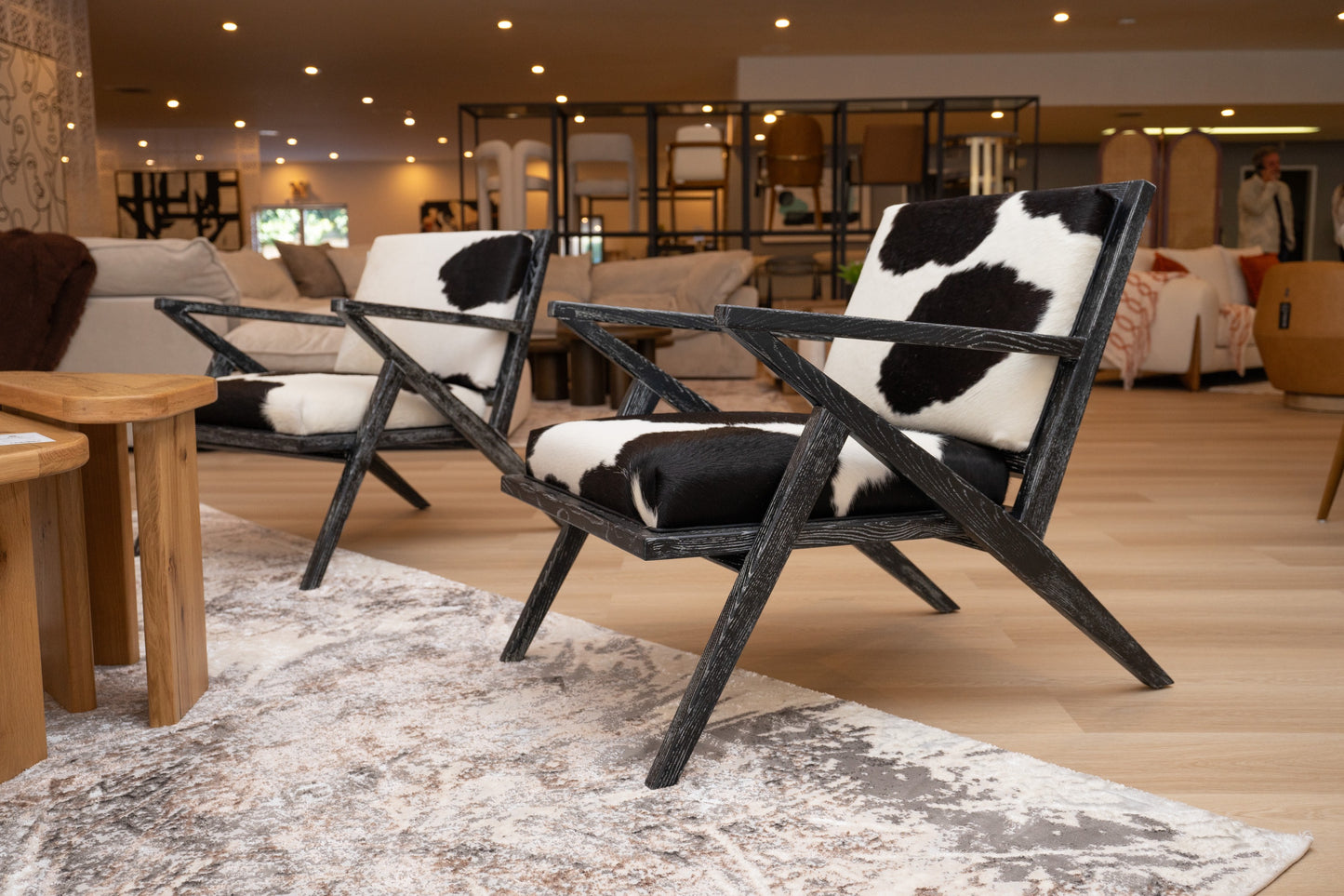 Modrest Hallam Glam Black and White Cowhide Accent Chair