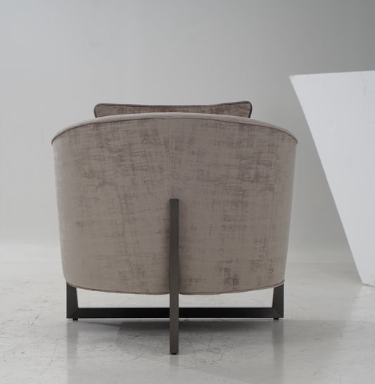 Modrest Forbis Contemporary Light Grey Fabric Accent Chair