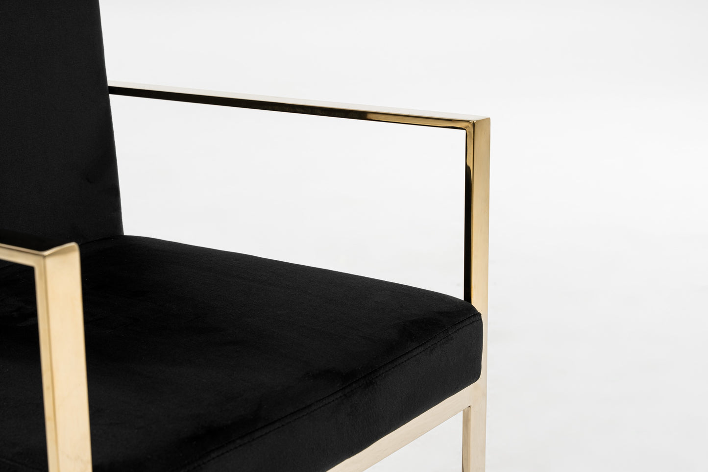 Modrest Fowler Modern Black Velvet Dining Chair