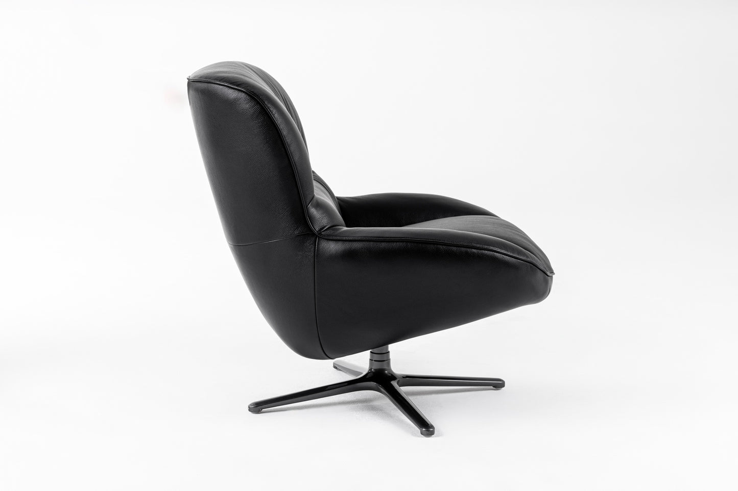 Modrest Theo Modern Black Leather Accent Chair